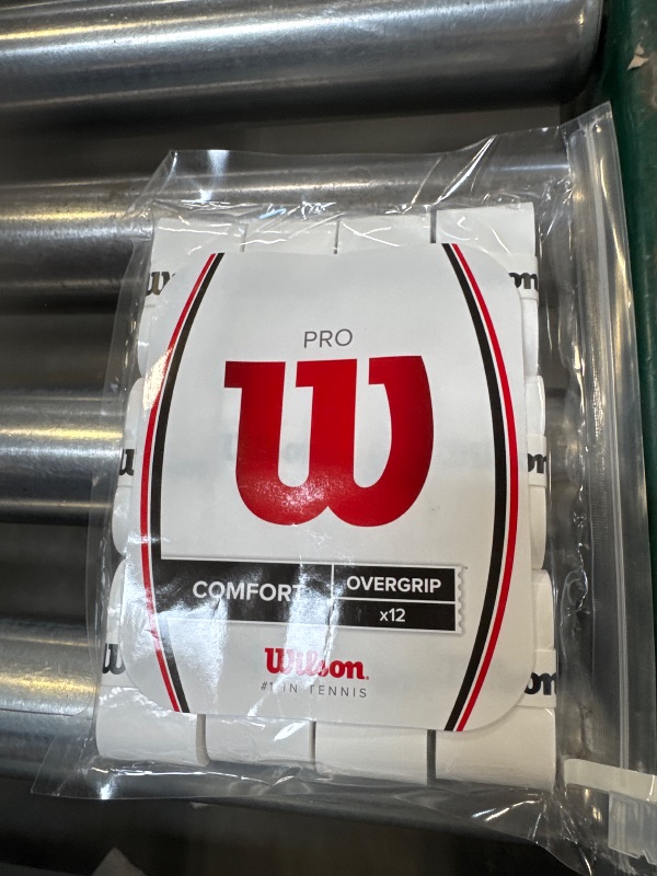 Photo 1 of Wilson Pro Overgrip-Comfort 12 Pack. White