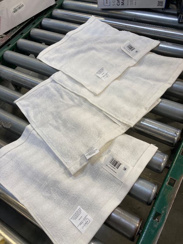 Photo 1 of 4PCS--Mainstays Performance Textured Washcloth, 12" x 12", White
