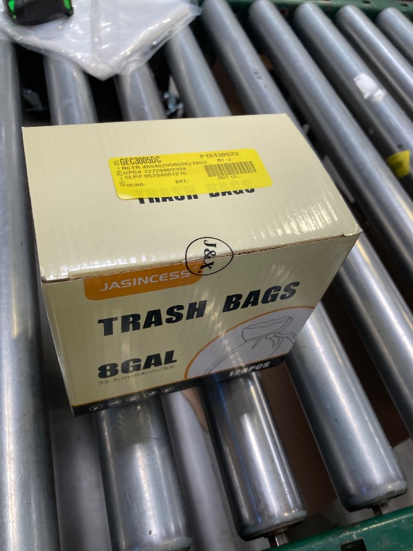 Photo 1 of 8GAL TRASH BAGS 