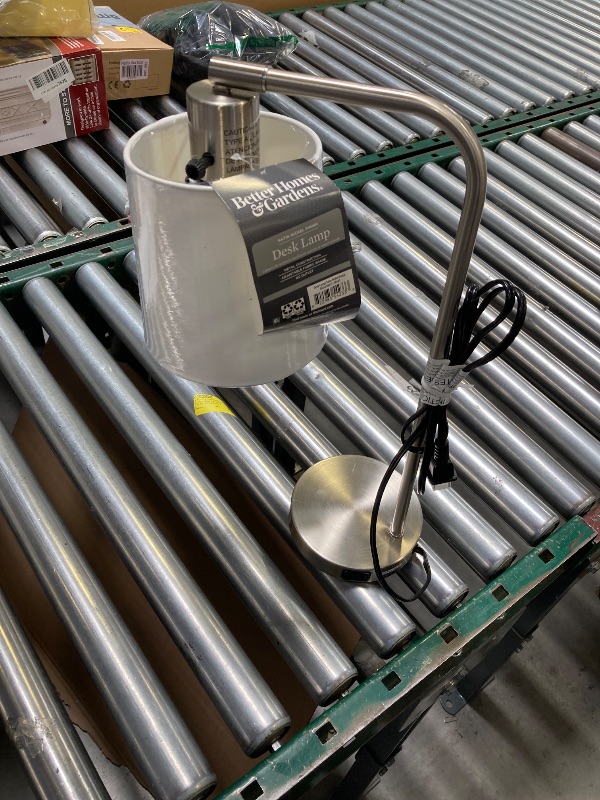 Photo 1 of TABLE LAMP WITH AC PORT 
