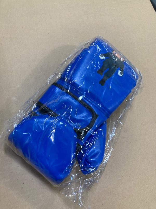 Photo 1 of Puncho kids boxing gloves 