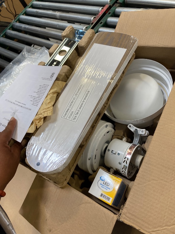 Photo 1 of Mainstays 42" Hugger Metal Indoor Ceiling Fan with Light, White, 4 Blades, LED Bulb, Reverse Airflow
