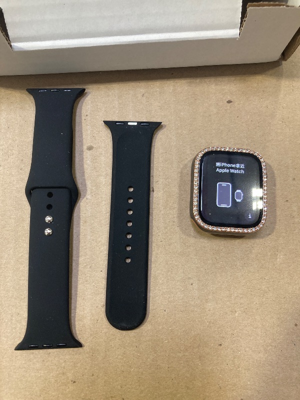 Photo 1 of Apple Watch Series 8