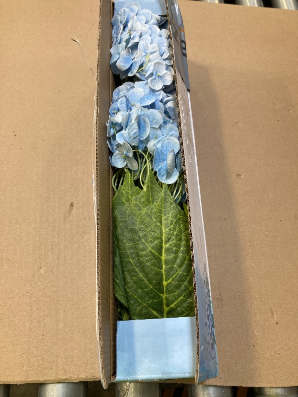 Photo 1 of 4 Pcs Real Touch Hydrangea Artificial Flowers, 21" Blue Full Faux Hydrangea Flowers Latex Fake Flowers for Home Decor Party Floral Arrangements Wedding Bouquets Centerpieces Outdoor Decor