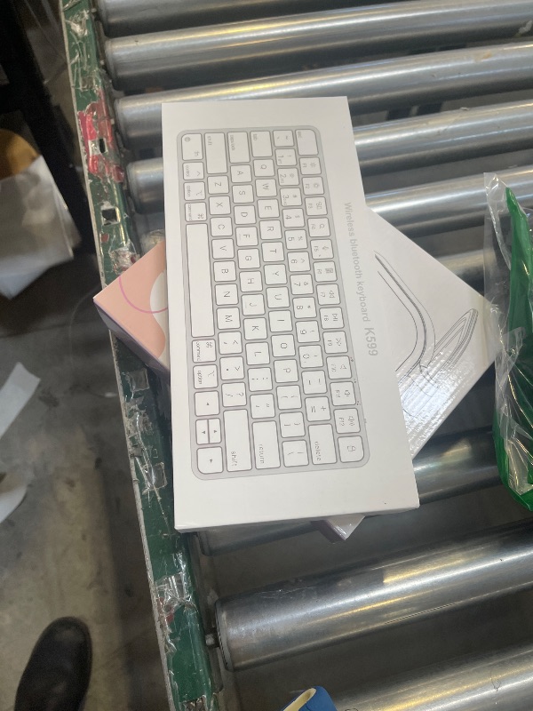 Photo 1 of ULSOU Wireless Keyboard for Mac, Bluetooth/2.4G USB Dual-Channel Connection, Multi Device, Rechargeable Bluetooth Keyboard Compatible with Mac, iPad, iPhone