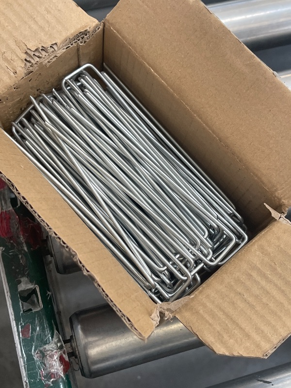 Photo 1 of 100 Pcs 6 inch Garden Landscape Staples Galvanized Pins Lawn Stakes for Weed Barrier Ground Cover,U-Type Heavy Duty (100 Pcs x 6")