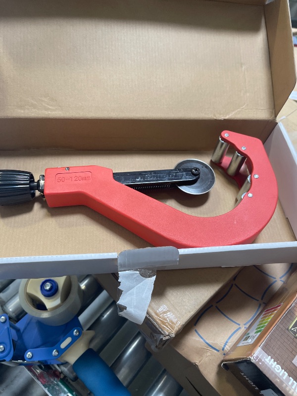 Photo 1 of Teenyyou Heavy Duty Tubing Cutter for Plastic Pipe 1-7/8 to 4-1/2" Manual 12-inch Aluminum Pipe Cutter Tool with Blade for Cutting Plastic PVC PPR PE Tubes