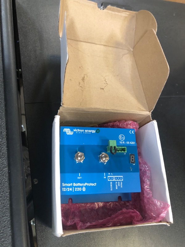 Photo 1 of Victron Energy Smart BatteryProtect 12/24-Volt 220 amp (Bluetooth)