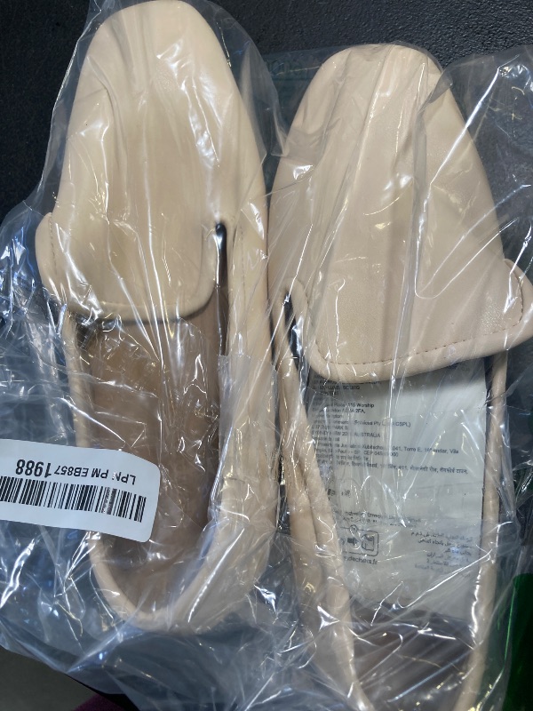 Photo 1 of Amazon Essentials Women's Soft Minimal Loafer, Pale Beige Faux Leather, 7.5