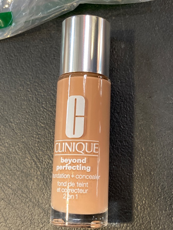 Photo 1 of Clinique Beyond Perfecting Liquid Lightweight Full Coverage Foundation + Concealer For Dry Combination to Oily Skin Types, Beige, 1 Fl Oz