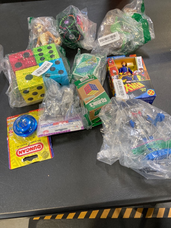 Photo 1 of BAG LOT. MISC. ITEMS 
---FINAL SALE / NO RETURNS---