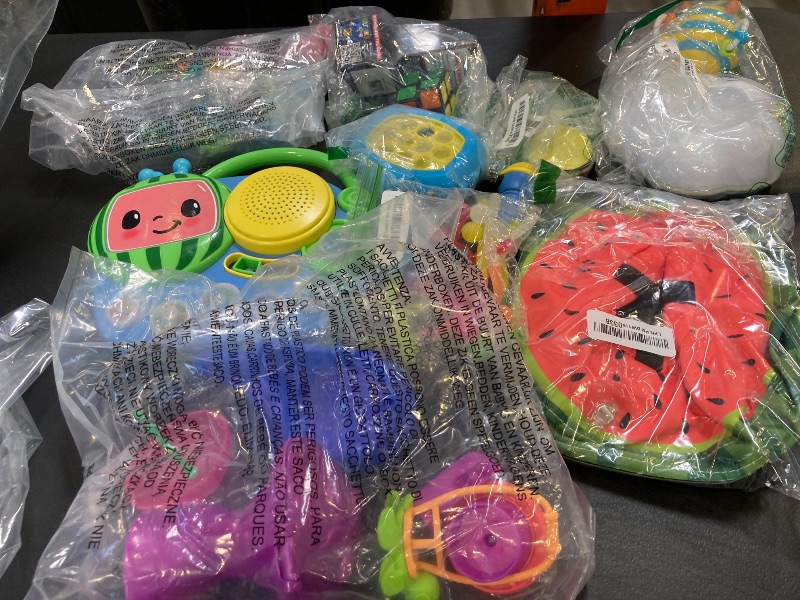 Photo 1 of BAG LOT. MISC. ITEMS 
---FINAL SALE / NO RETURNS---