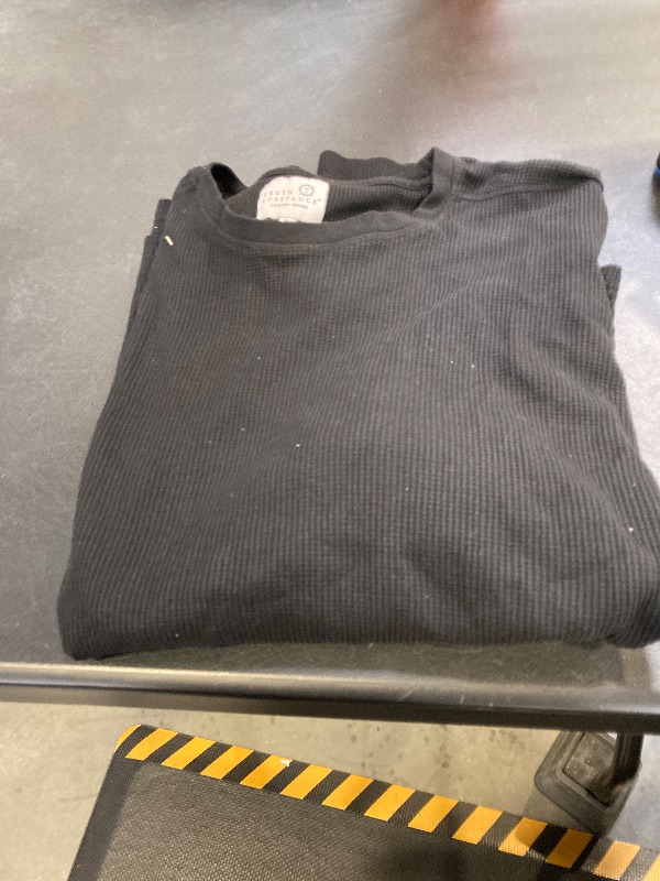 Photo 1 of Truth substance  Long Sleeve Crew Size 2XL