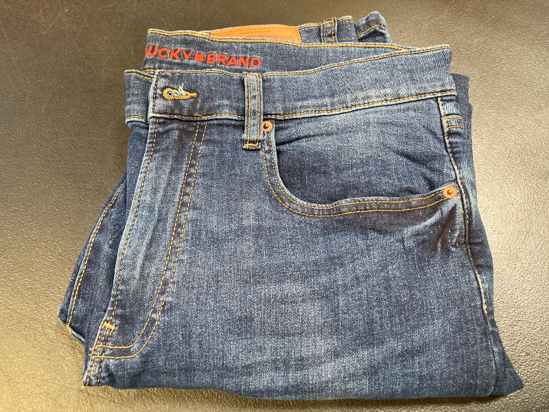 Photo 1 of Lucky Brand Athletic Fit223  Straight Leg Classic Denim Jeans - 34 x 32