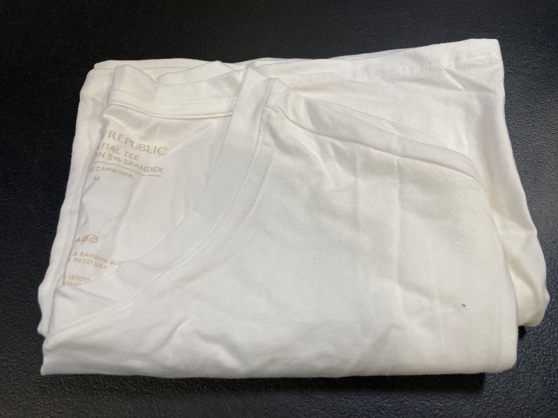 Photo 1 of Banana Republic Premium Wash V Neck T Shirt White - M