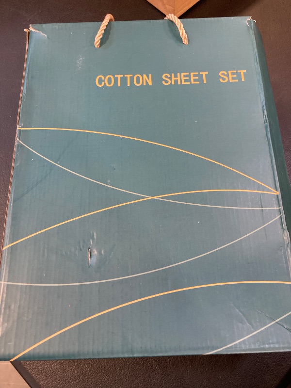 Photo 1 of LBRO2M 1000 Thread Count 100% Egyptian Cotton Sheets Set California King Size, 4 Piece Sets Bed Sheet Deep Pocket Sheet Set 16" Soft Comfortable All Season (California King, Light Blue)