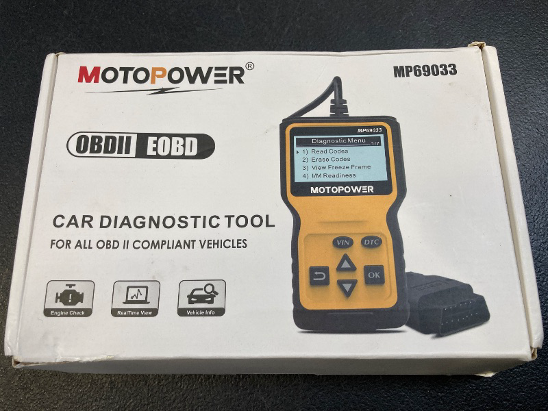 Photo 1 of MOTOPOWER MP69033 Car OBD2 Scanner Code Reader Engine Fault Scanner CAN Diagnostic Scan Tool for All OBD II Protocol Cars Since 1996, Yellow