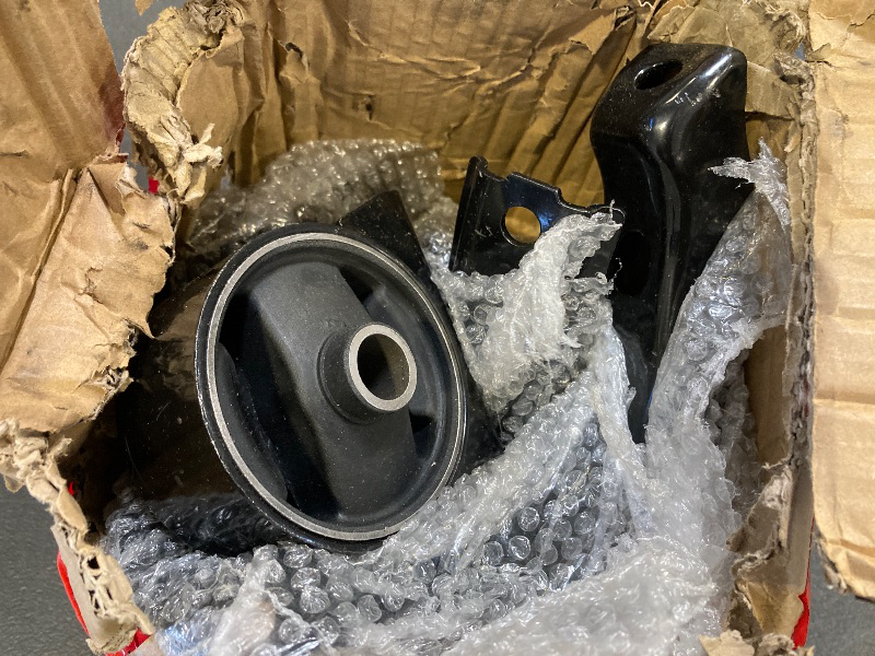 Photo 1 of Engine Motor Mount Set for 2007 2008 2009 2010 2011 2012 2013 2014 2015 2016 2017Je-ep Compass & Patriot 2.0L 2.4L 2007 2008 2009 2010 2011 2012 Do-dge Caliber Replace A5415 A5416