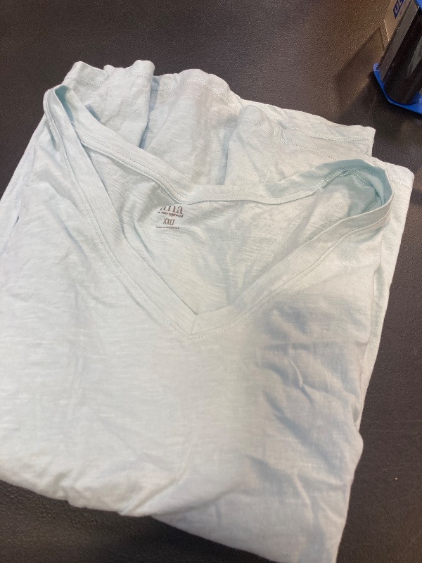 Photo 1 of a.n.a Womens V Neck Short Sleeve T-Shirt size XXLT