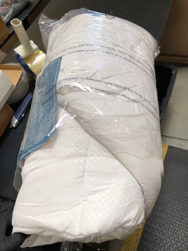 Photo 1 of MATBEBY King Size Mattress Pad - Cooling Breathable Mattress Topper, Quilted Fitted Mattress Protector, Pillow Top Mattress Cover with 8-21" Deep Pocket, Soft, Machine Washable, White, 78x80 Inches