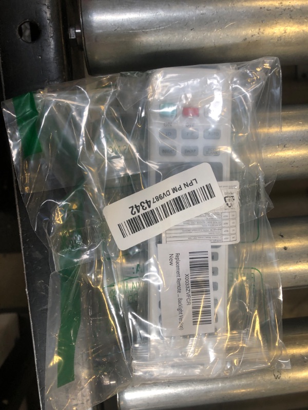 Photo 1 of Replacement Remote Control Commander fit for BenQ Digital Projector HT2050A W1050S HT1075 W2000 TH670 HT2050 HT4050 W1350 W1050 HT1070A W2000 HT3050 HT1085ST W3000 (NO Backlight Version)