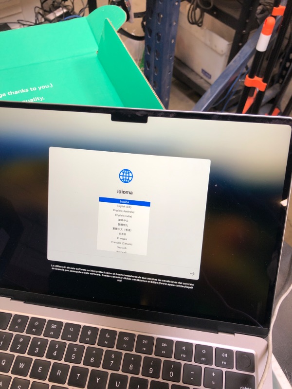 Photo 1 of Apple 2022 MacBook Air M2 Chip (13-inch, 8GB RAM, 256GB SSD Storage) (QWERTY English) Space Gray (Renewed Premium) (USED)