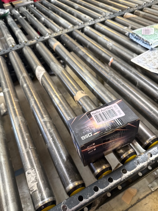 Photo 1 of NAVOROGE D5S HID Bulbs, 6000K 35W Cool White Xenon D5S High Low Beam HID Bulb Xenon Replacement Bulb Pack of 2