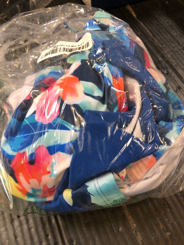 Photo 1 of Tempt Me Two Piece Tankini Swimsuits for Women Tummy Control Bathing Suit with Shorts Athletic Swimwear Blue Floral M