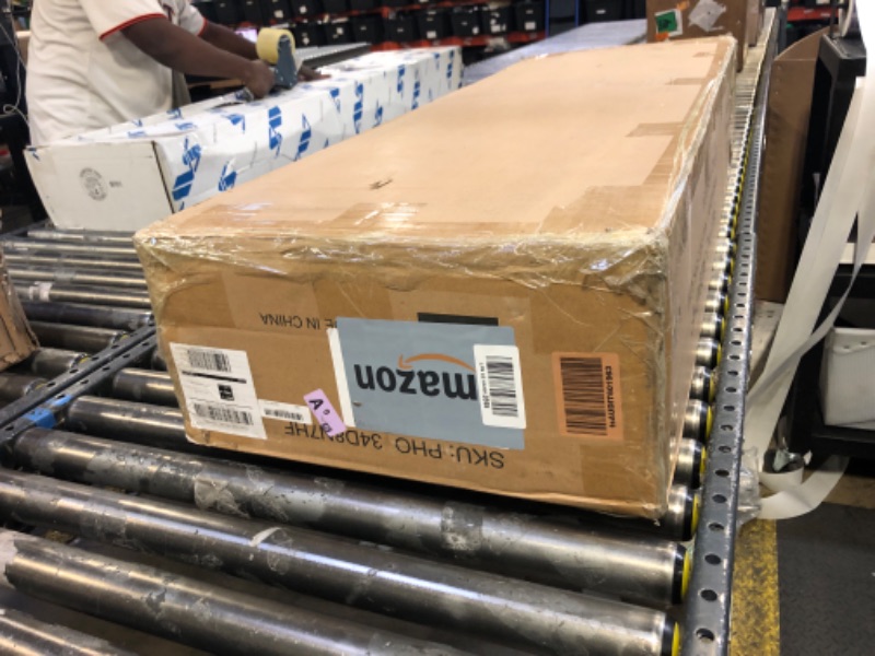 Photo 1 of GAOMON White 8 Drawer Dresser for Bedroom, Wide Wooden Chest of Drawers with Wide Top for Closet, Hallway, and Living Room Use