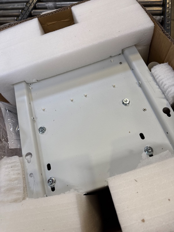 Photo 1 of Xantrex Freedom 458 Inverter/Charger - Single Input/Single Output, 81-2010-12