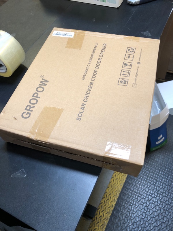 Photo 1 of GROPOW Automatic Chicken Coop Door, Anti-Pinch Protection, Large LCD Display, Programmable Timer & Light Sensor Modes, Large Solar Powered Auto Chicken House Door Opener with Remote Control(50M)LPNPMDR1085925
LPNPMDR1085925
