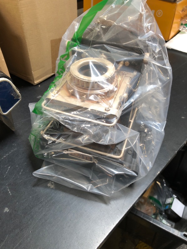 Photo 1 of PARSAHO Vintage Camera Statue Model Showcase Decorative Props Showcase Camera Crafts Collectible Figurine Home Desktop Decoration