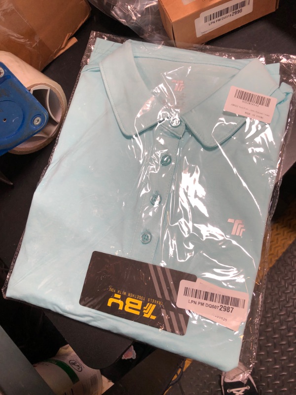 Photo 1 of GOLF POLO SMALL 
