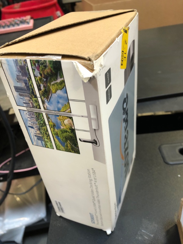 Photo 1 of Kensington SD5800T Thunderbolt 4 and USB4 Quad 4K Display Docking Station, 100W Charging, 2 x HDMI, 2 x DP, 2.5G Ethernet, Card Readers, for Windows/MacOS (K32856NA)