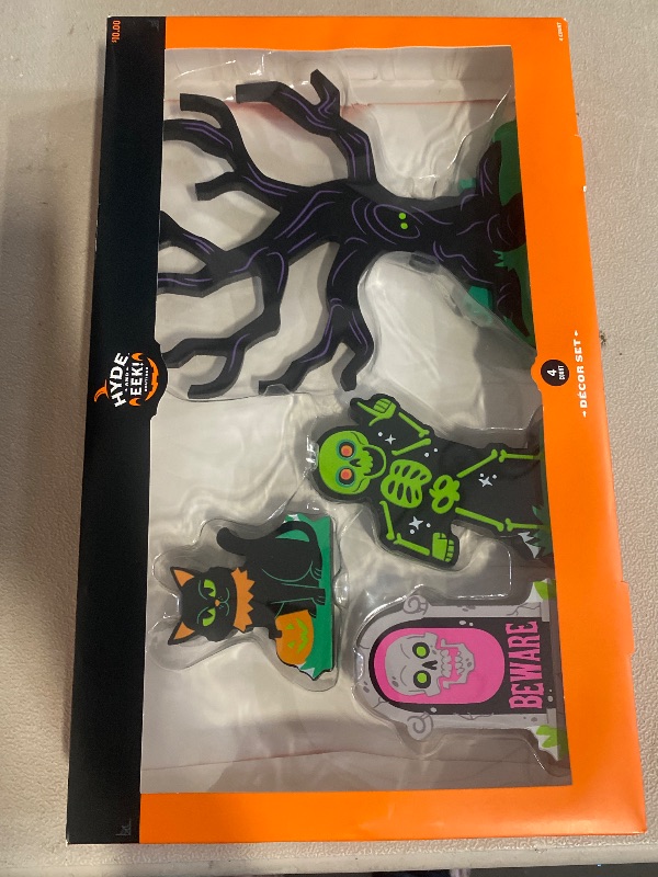 Photo 1 of Hyde Eek Halloween Wood Mini Mantle Decor Set Target 2024 Cemetery Cat Spooky