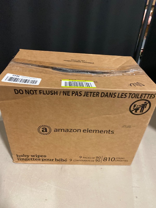 Photo 1 of Amazon Elements Baby Wipes, Unscented, 810 Count, Flip-Top Packs