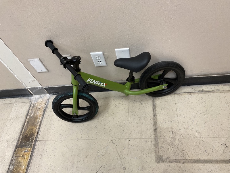 Photo 1 of Toddler Balance Bike for 2 to 5 Year Old: Baby Bikes for 2 3 4 5 Years Old Kids - Toddlers Bicycle No-Pedal for Under 6 Age Boy Girl - Training Toys Cycle Outdoor Birthday Gifts for Boys Girls