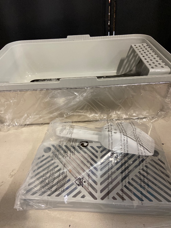 Photo 1 of Enclosed Stainless Steel Cat Litter Box with Lid Extra Large Litter Box for Big Cats XL Metal Litter Pan Tray with High Wall Sides Enclosure, Non-Sticky, Anti-Leakage, Easy Cleaning