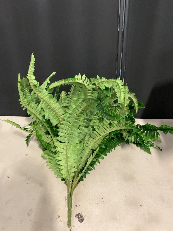 Photo 1 of Artificial Realistic Plant Suitable for Office and Home Decoration