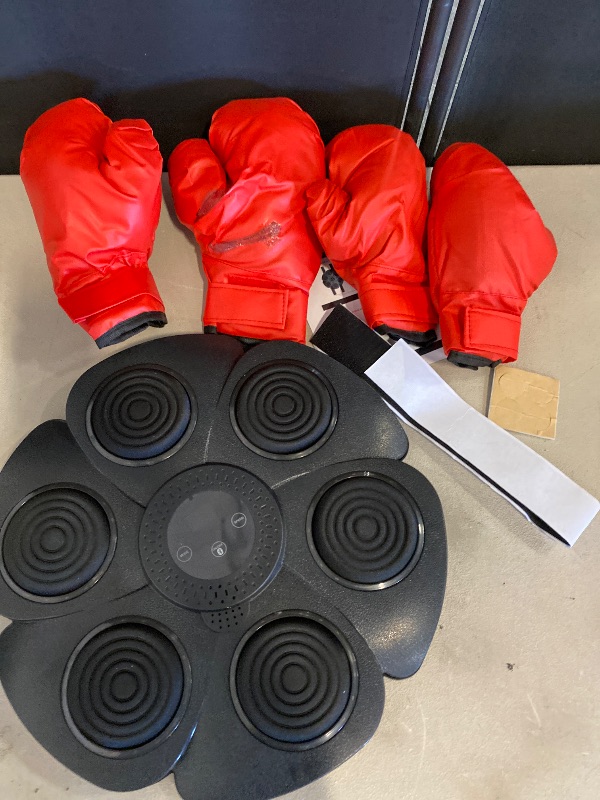 Photo 1 of 2025 New Smart Music Boxing Machine Interactive Punching Trainer with Boxing Gloves Reaction Training with Fun for Adults Kids Seniors Hand-Eye Coordination Unisex Wall Mounted