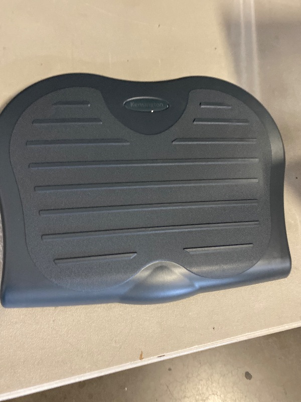 Photo 1 of Kensington 236888 Accessory K56152us Solesaver Footrest Retail