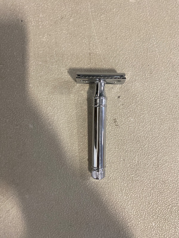 Photo 1 of Edwin Jagger DE89BL Chrome Reusable Classic Double Edge Safety Razor for Men