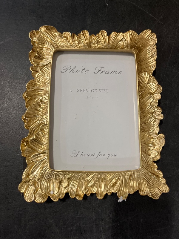 Photo 1 of 5x7 Vintage Picture Frames, Picture Frame for Table Top Display and Wall Hanging Home Decor (Gold, 5x7 Inch)