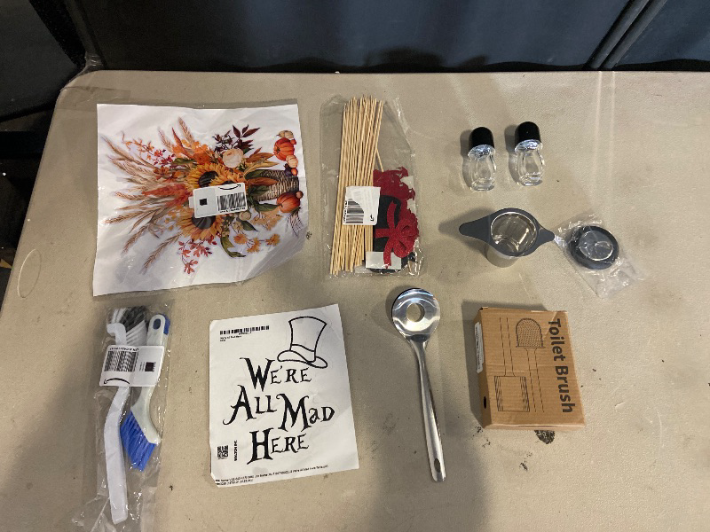 Photo 1 of 10 miscellaneous items