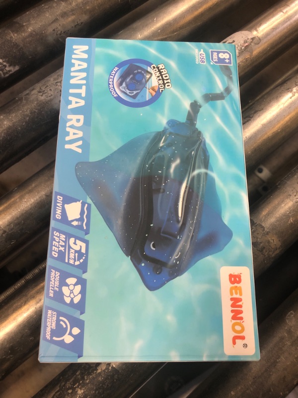 Photo 1 of Remote Control Shark Toys for Boys Kids, 1:18 Scale High Simulation Manta Ray for Pool, Electric RC Shark Stingray Fish Pool Outdoor Toys with Light & Diving Function for 5 6 7 8 9 Year olds Kids Boys