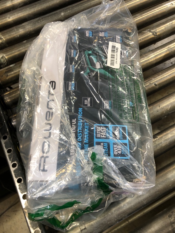 Photo 1 of Rowenta, Iron, Pro Master Stainless Steel Soleplate Steam Iron for Clothes, 210 g/min, 400 Microsteam Holes, 1775 Watts, Auto-Off, Ironing, Green Clothes Iron, DW8360