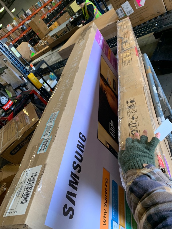 Photo 1 of Samsung 75-Inch Class Crystal UHD U8000F 4K Smart TV (2025 Model) Endless Free Content, Crystal Processor 4K, MetalStream Design, Knox Security, Alexa Built-in