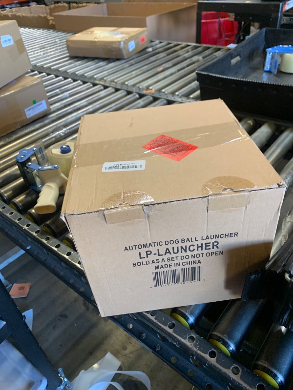 Photo 1 of Elevon Automatic Dog Ball Launcher, Indoor/Outdoor Interactive Dog Toy with Three Ranges, Includes 6 Mini Tennis Balls and a Data Line, Suitable for Small and Medium-Sized Dogs, Green