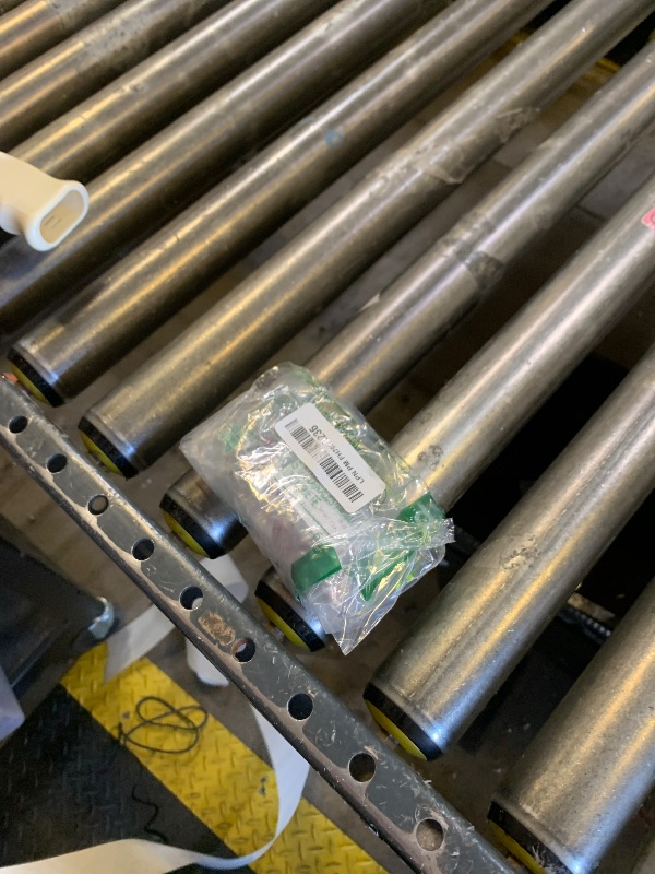 Photo 1 of 10Pcs Christmas Small Claw Clips for Girls Mini Hair Clips Cute Christmas Gifts Hair Accessories Gifts for Girls Xmas Gifts for Women Stocking Stuffers