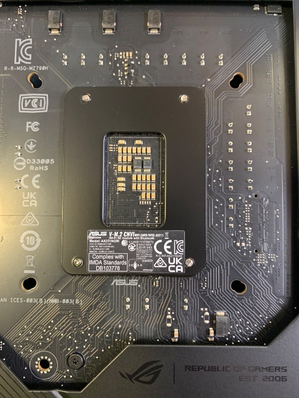 Photo 1 of ASUS ROG Maximus Z790 Hero WiFi6E LGA 1700(Intel 14th,13th&12th Gen) ATX Gaming Motherboard(PCIe 5.0,DDR5,20+1power Stages,2.5Gb LAN, Bluetooth V5.2,2X Thunderbolt 4 Ports,5xM.2, Thunderbolt 4/USB4)